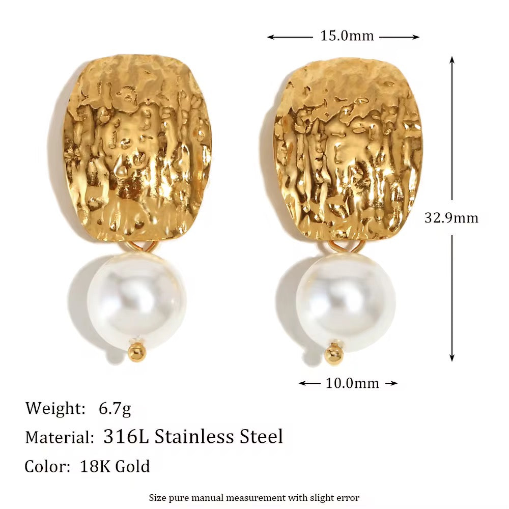 Your Bahandi Huggies Pear Earrings